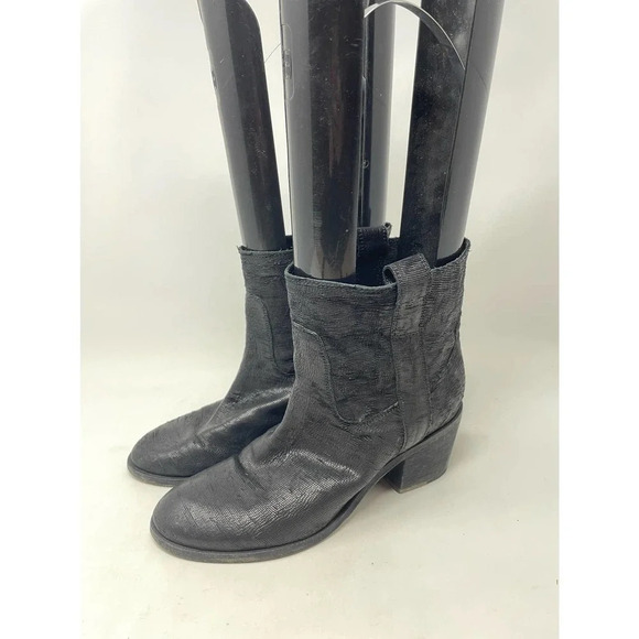 Eileen Fisher Black Textured Heeled Ankle Boots Size US‎ 8.5 - Picture 5 of 8